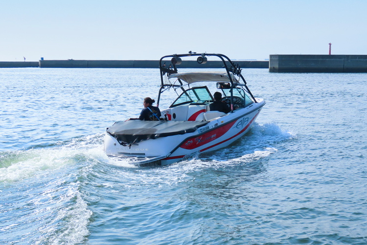 大阪で初心者でも体験できるセーリングに挑戦