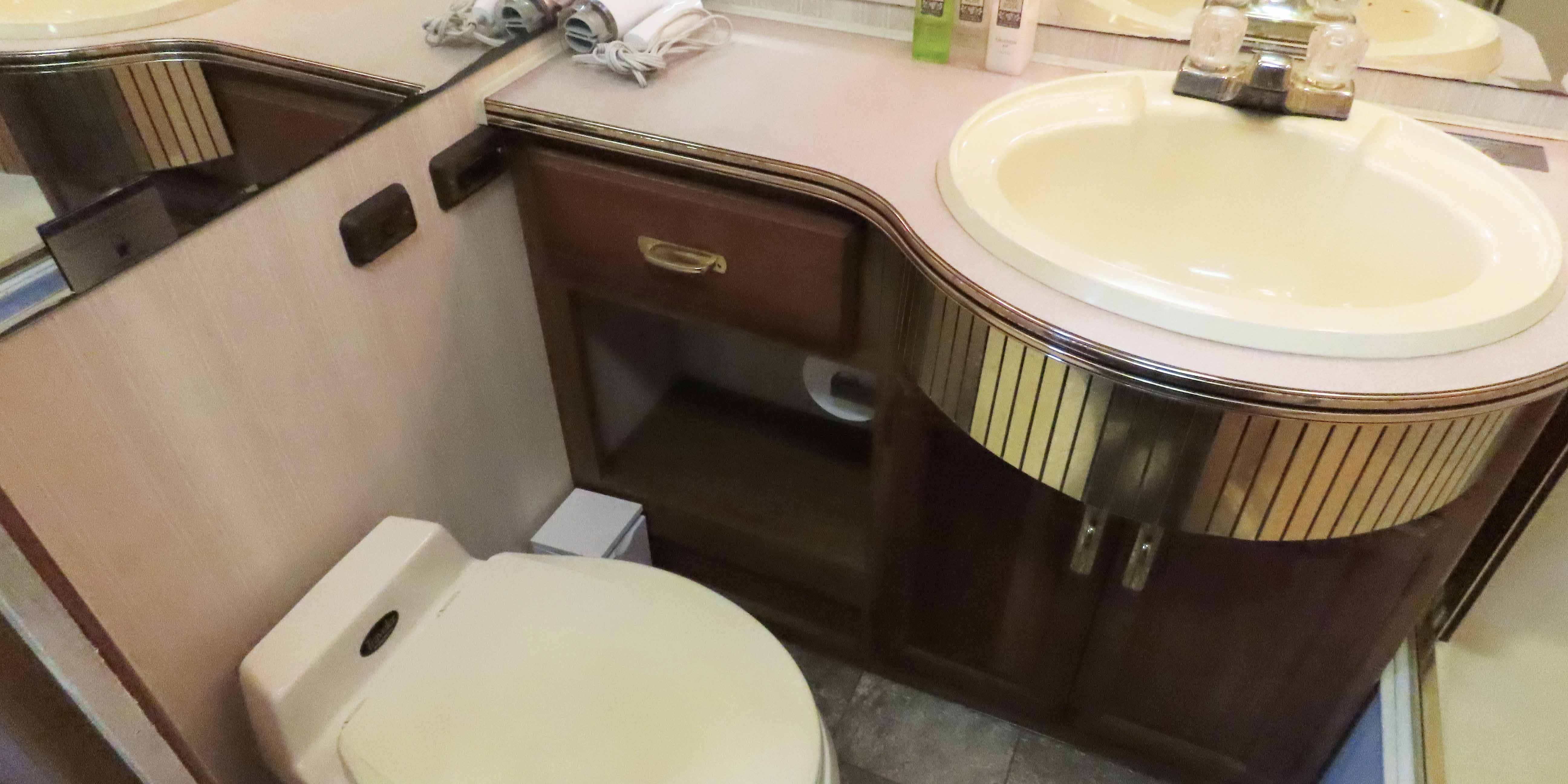 「大阪マリーナリゾート」のキャンピングカー宿泊と大満足できるBBQ