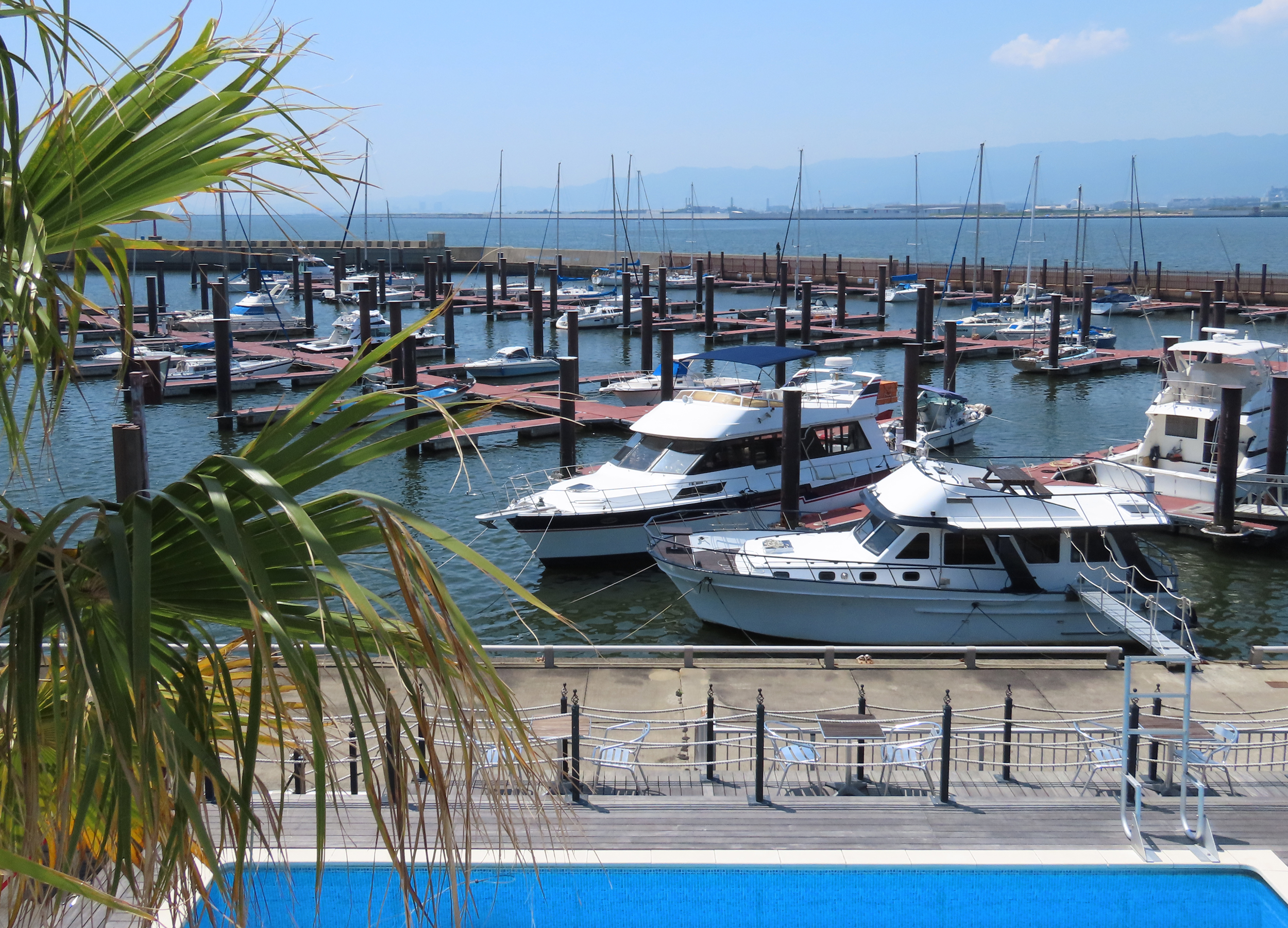 大阪北港マリーナリゾートHULL　キャビンのラウンジ