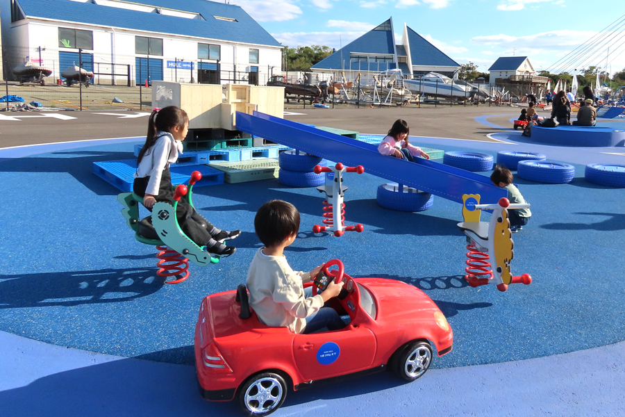 遊んで学べる公園PARK HULL