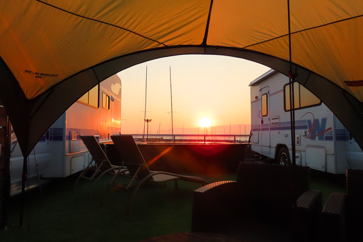 大阪北港マリーナリゾートHULLで気軽にグランピング体験