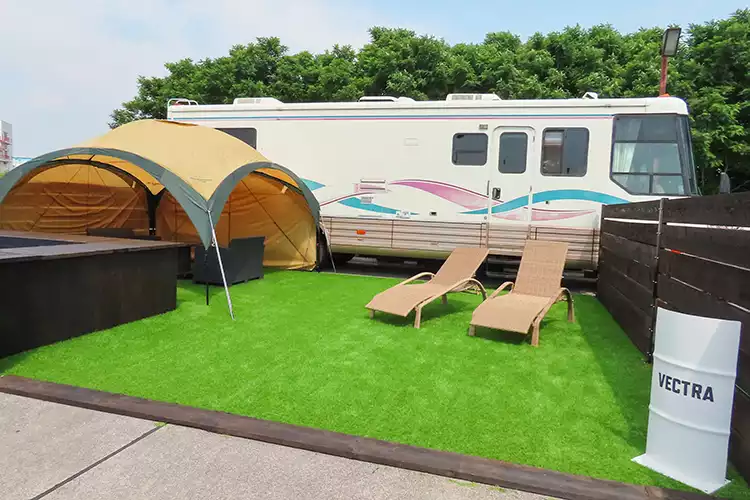 大型キャンピングカー　ベクトラ